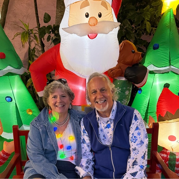 Meet your Posher, Shirl - Picture 1 of 5